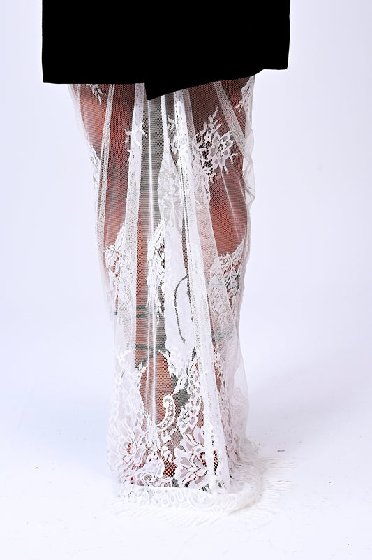 Lace skirt